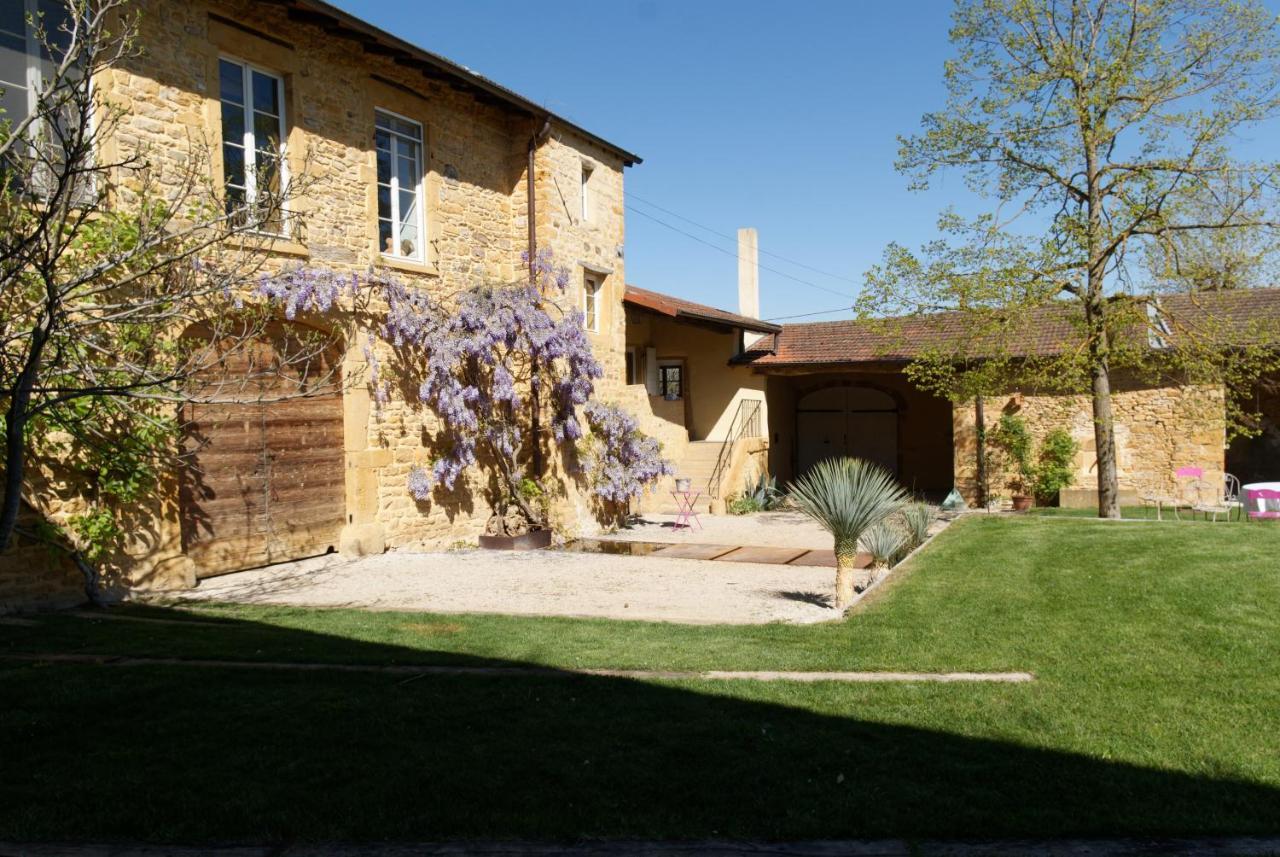 Lodges En Pierres Dorees Saint-Germain-Nuelles Bagian luar foto