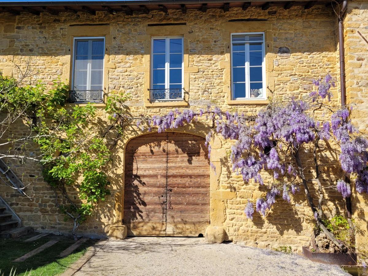 Lodges En Pierres Dorees Saint-Germain-Nuelles Bagian luar foto