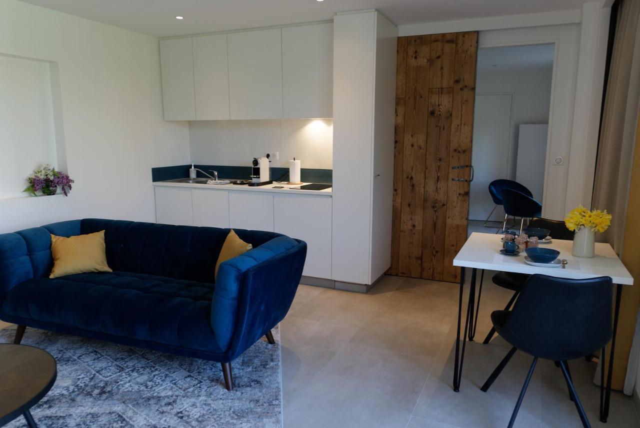 Lodges En Pierres Dorees Saint-Germain-Nuelles Bagian luar foto