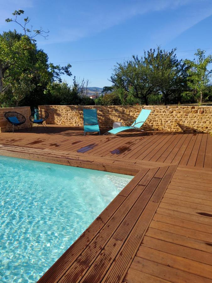 Lodges En Pierres Dorees Saint-Germain-Nuelles Bagian luar foto