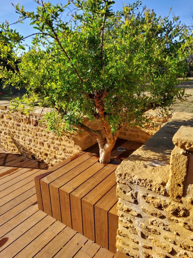 Lodges En Pierres Dorees Saint-Germain-Nuelles Bagian luar foto